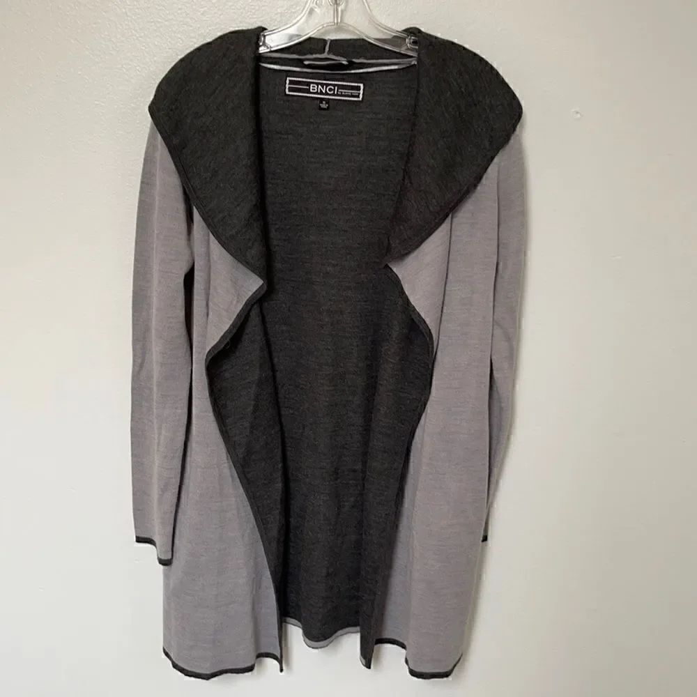 BMCI hooded Sweater shrug. Size small.